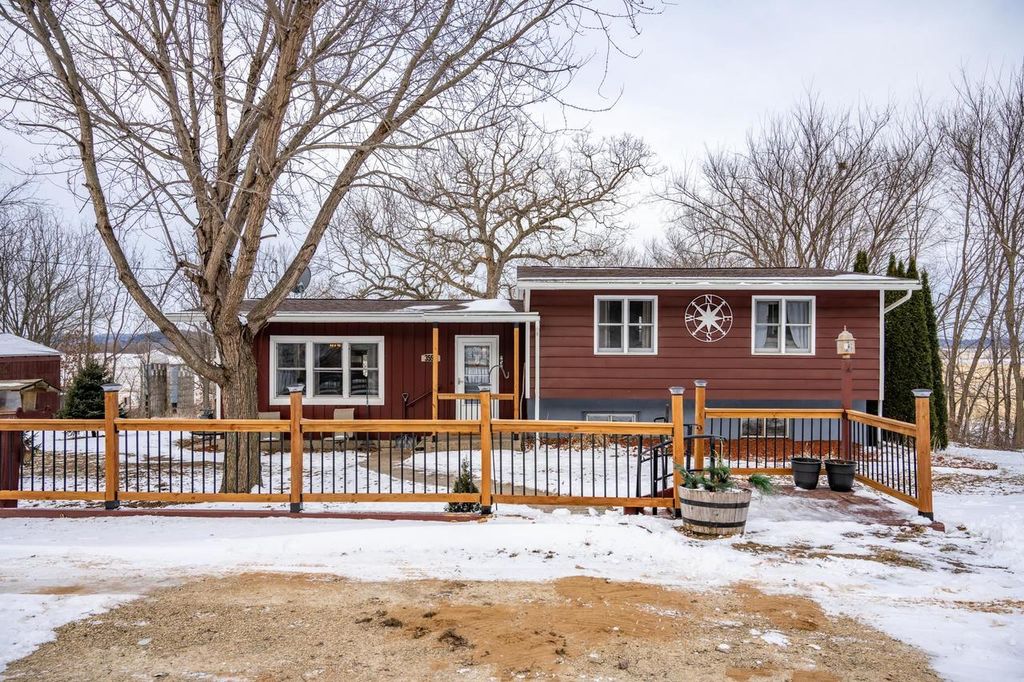 Photo of N3597 State Road 58, Mauston, WI 53948 (MLS # 2017206)