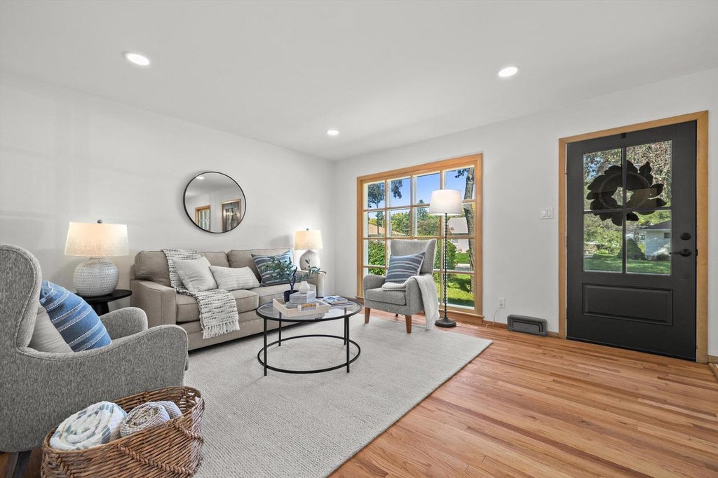 Photo of 3223 W Birchwood AVENUE, Milwaukee, WI 53221 (MLS # 1982973)