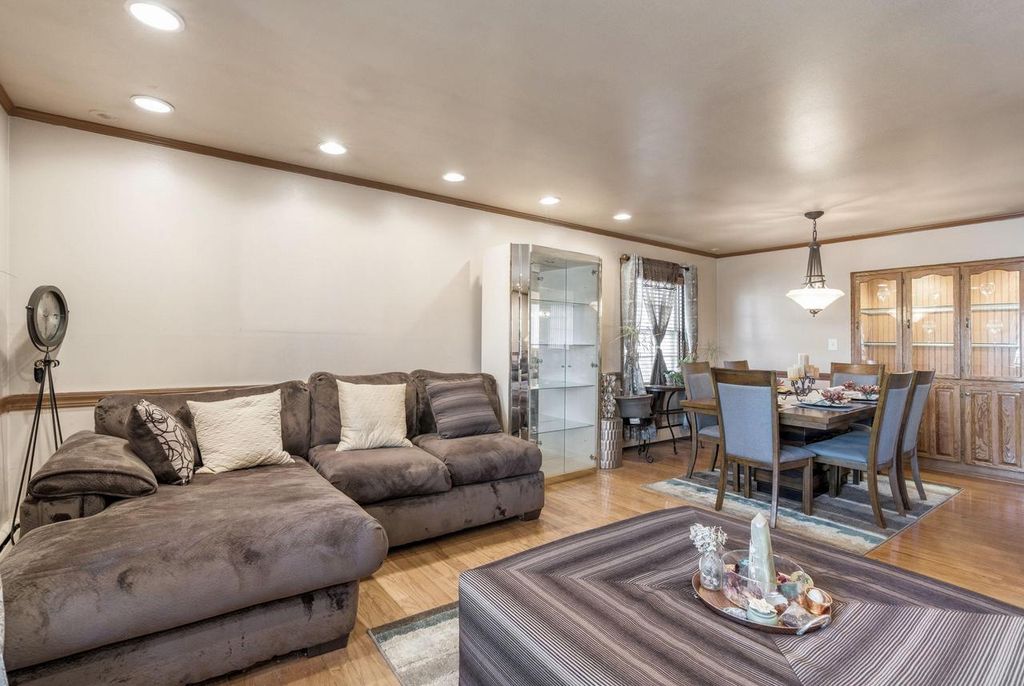 Photo of 4132 Menomonee River PARKWAY, Wauwatosa, WI 53222 (MLS # 1956724)