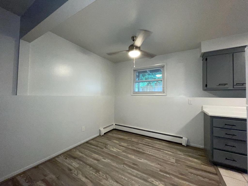 Photo of 1421 Ridgeway DRIVE, De Pere, WI 54115 (MLS # 50322462)