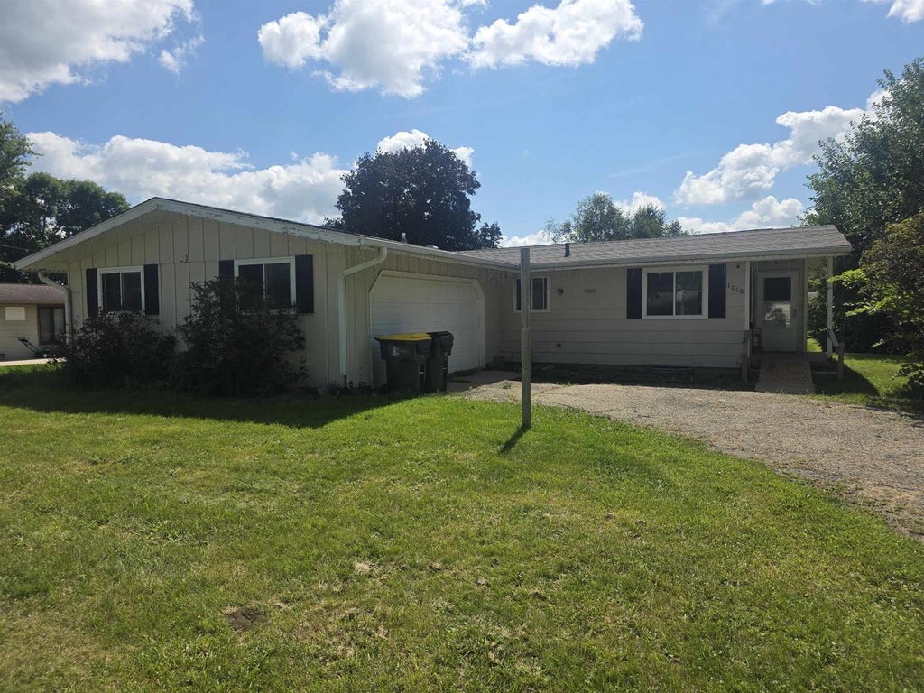 Photo of 1010 26th STREET, Monroe, WI 53566 (MLS # 2031210)