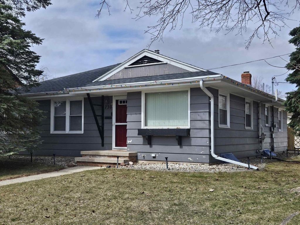 Photo of 730 E Marquette STREET, Appleton, WI 54911 (MLS # 50323098)