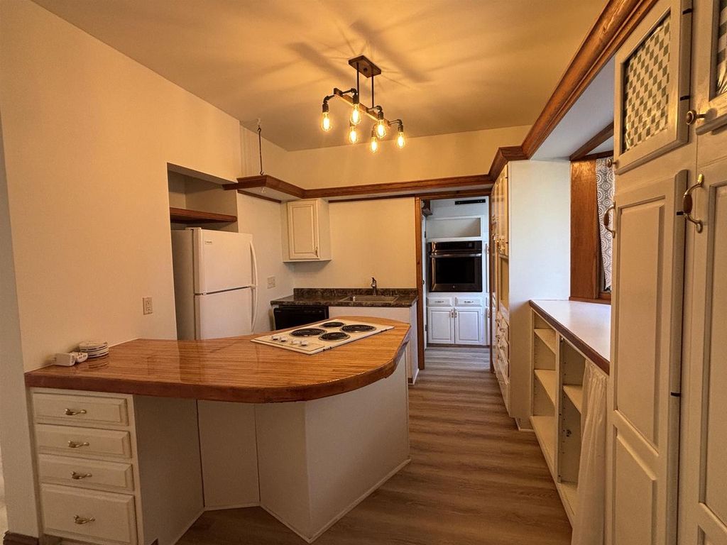 Photo of 301 N Genesee STREET, Merrill, WI 54452 (MLS # 22602058)