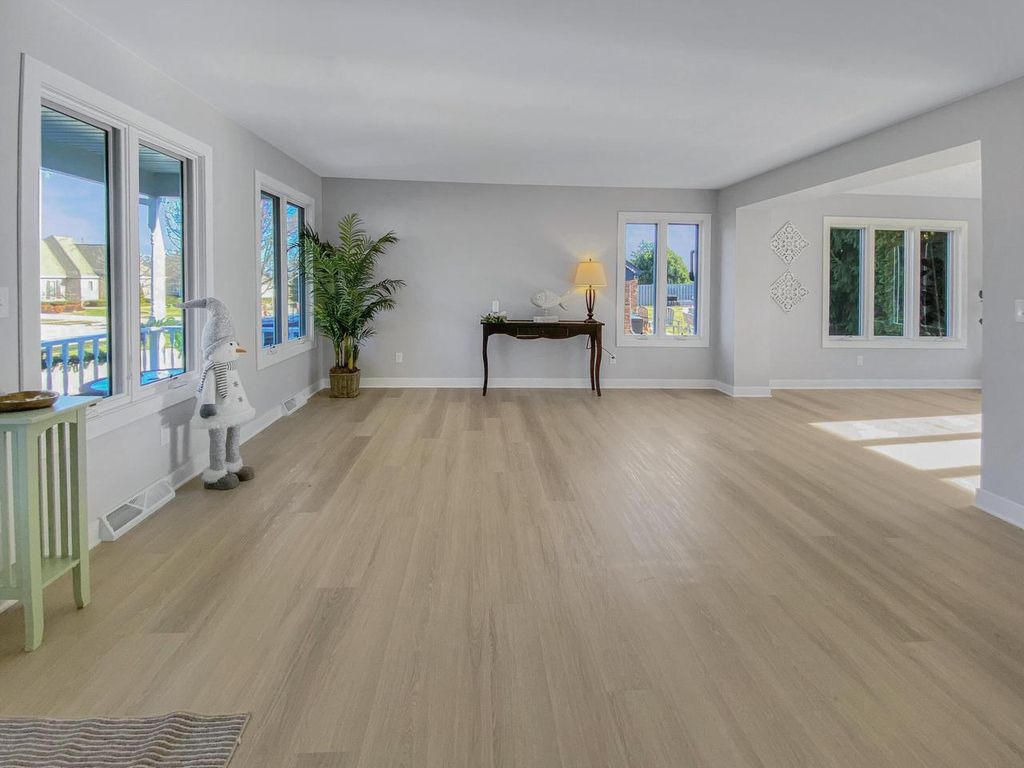 Photo of 4327 29th STREET SOUTH STREET S, Kenosha, WI 53144 (MLS # 1946916)