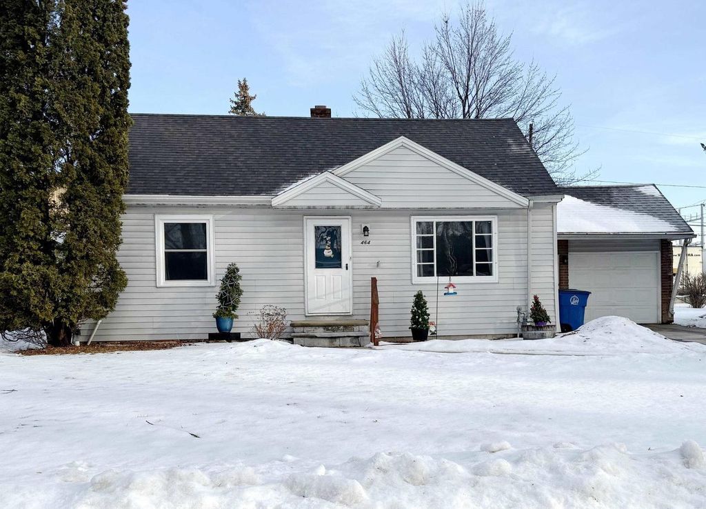 Photo of 464 Cottage Grove AVENUE, Ashwaubenon, WI 54304 (MLS # 50319725)