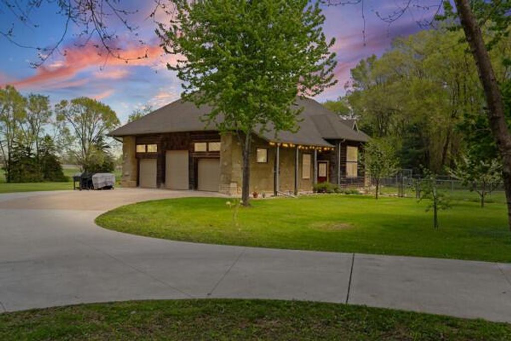 Photo of W7760 County Road ZB ROADS, Onalaska, WI 54650 (MLS # 1961061)