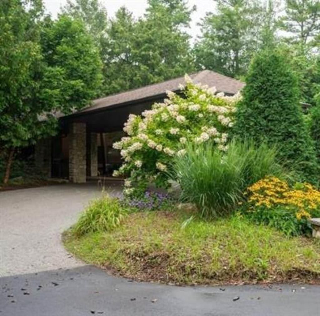 Photo of 4940 N Landmark CIRCLE #3233, Egg Harbor, WI 54209 (MLS # 50318894)