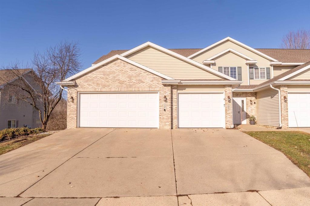 Photo of 205 Parador PLACE, Cottage Grove, WI 53527 (MLS # 2014583)