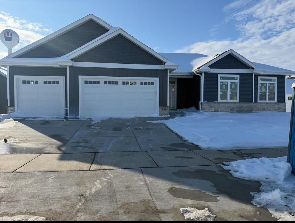 Photo of 7683 Stonecrop WAY, Deforest, WI 53532 (MLS # 2014389)