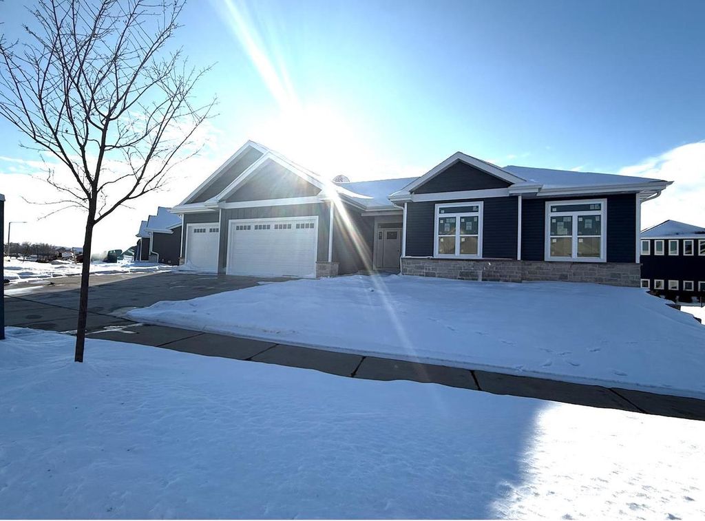 Photo of 7683 Stonecrop WAY, Deforest, WI 53532 (MLS # 2014389)