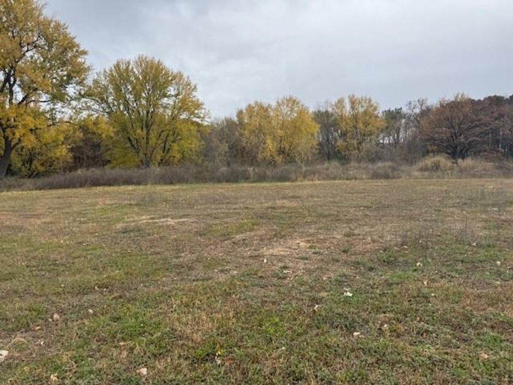 Photo of 724 E Lincoln STREET, Augusta, WI 54722 (MLS # 1596660)