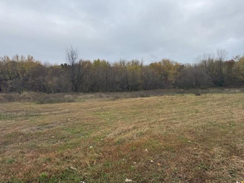 Photo of 724 E Lincoln STREET, Augusta, WI 54722 (MLS # 1596660)