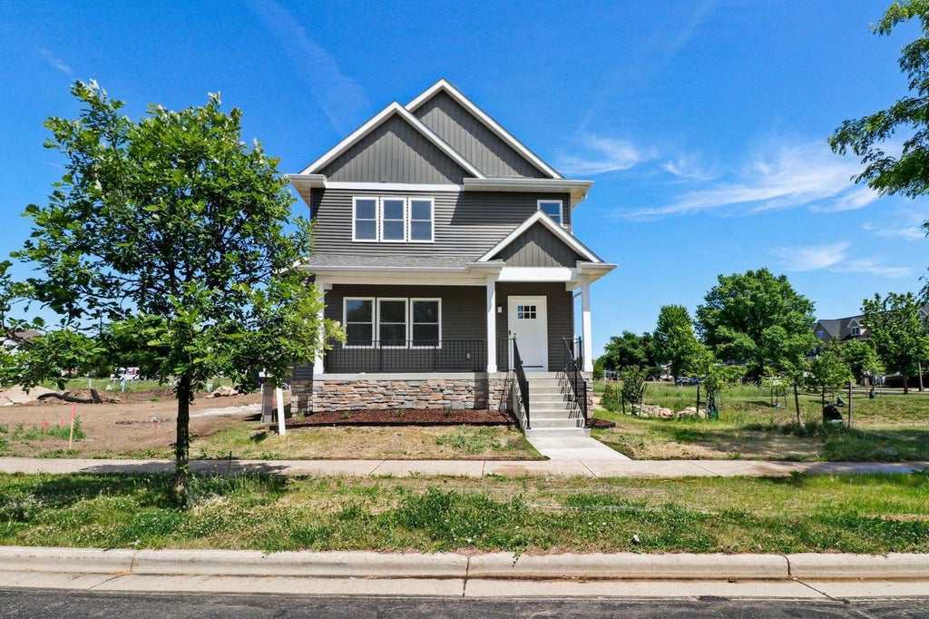 Photo of 2810 Big Bluestem PARKWAY, Fitchburg, WI 53711 (MLS # 2025219)