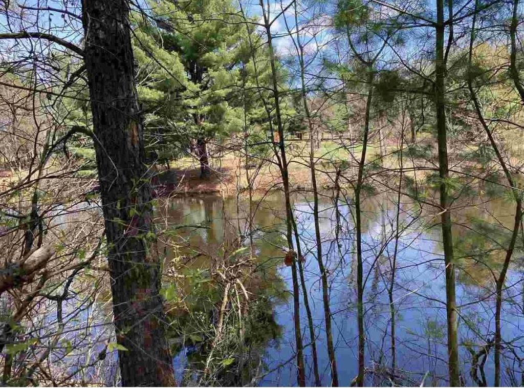 Photo of 156 Sunset CIRCLE, Wisconsin Dells, WI 53965 (MLS # 2019954)