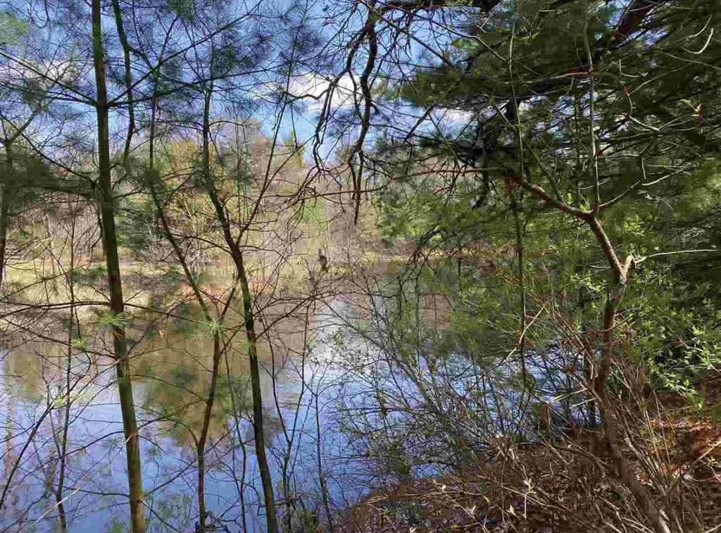 Photo of 156 Sunset CIRCLE, Wisconsin Dells, WI 53965 (MLS # 2019954)