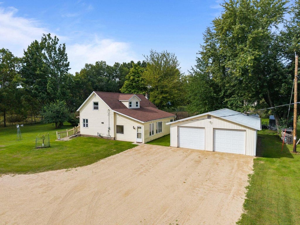 Photo of 229 W Berlin STREET, Neshkoro, WI 54960 (MLS # 50333119)