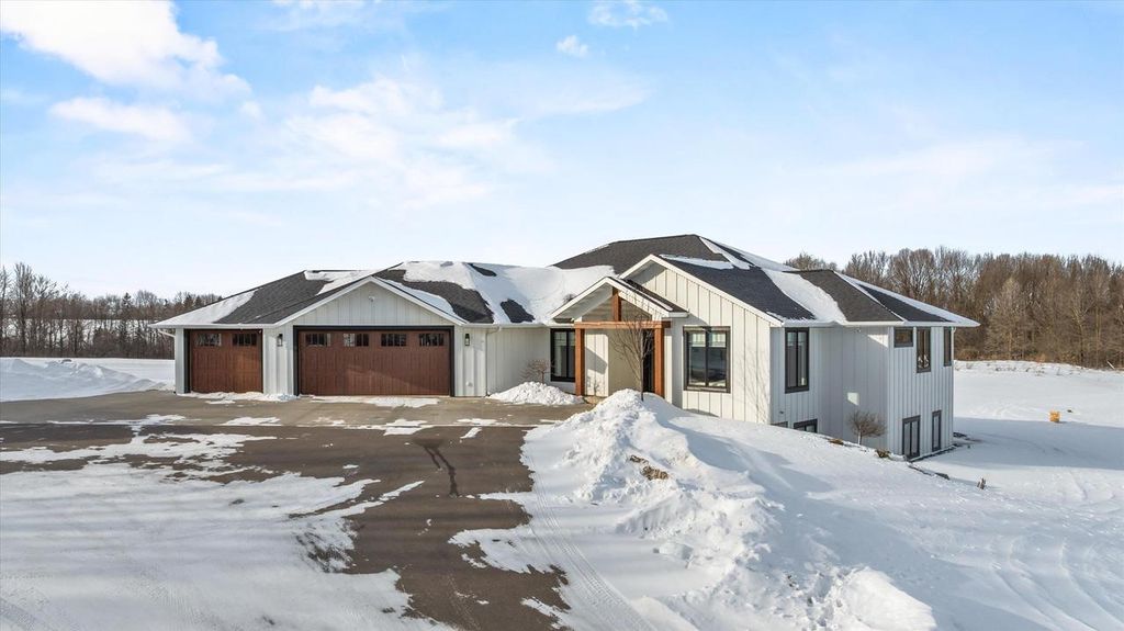 Photo of 212508 Sturm ROAD, Stratford, WI 54484 (MLS # 22600454)