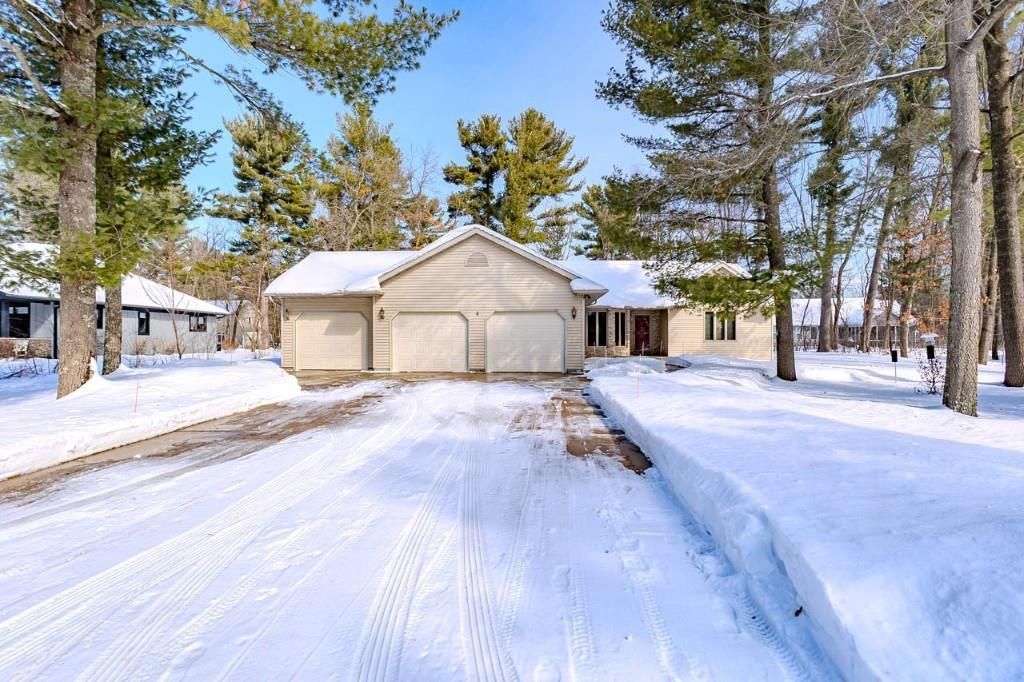 Photo of 4316 Pleasant View DRIVE, Stevens Point, WI 54481 (MLS # 22601319)