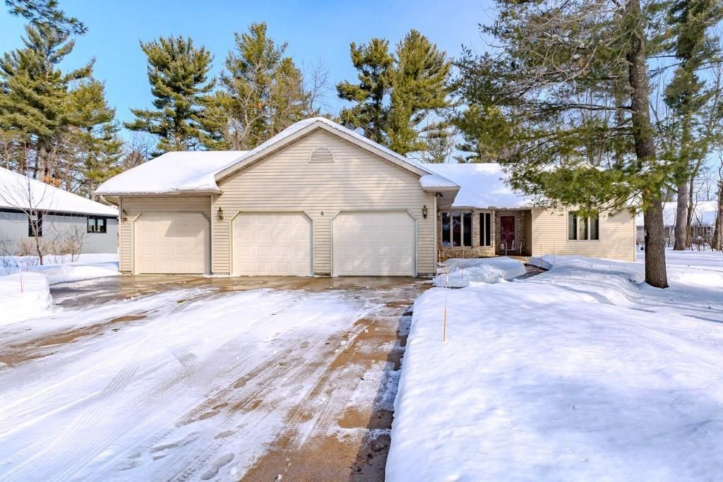 Photo of 4316 Pleasant View DRIVE, Stevens Point, WI 54481 (MLS # 22601319)