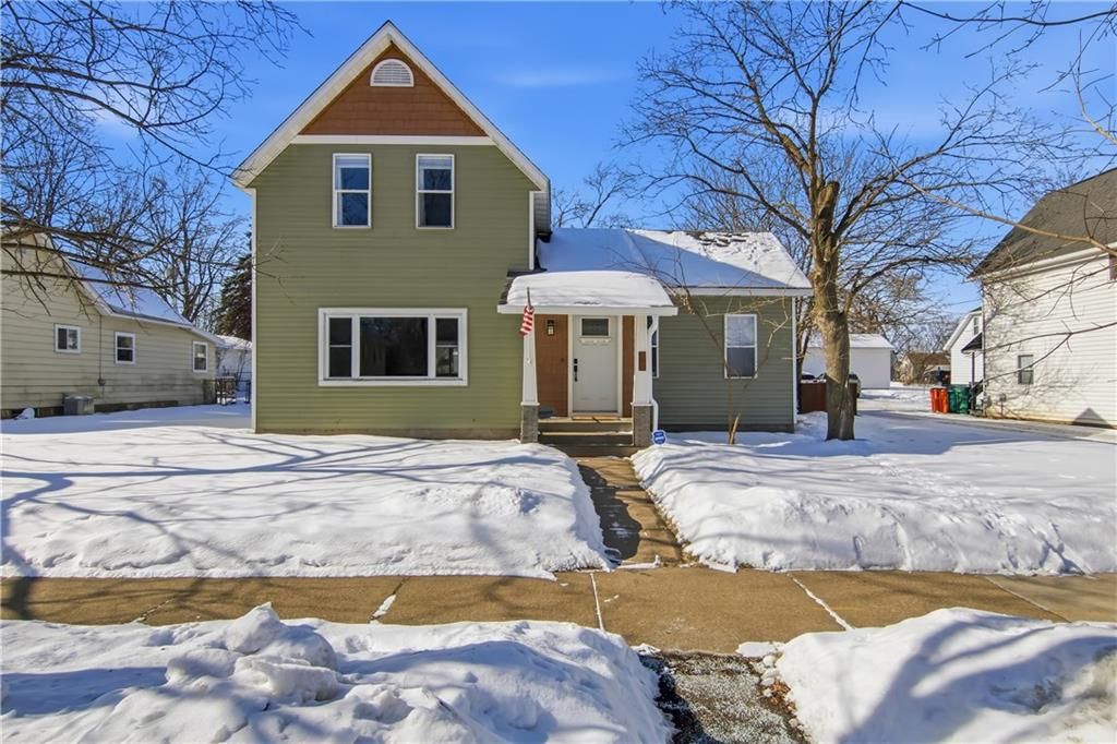 Photo of 628 Balcom STREET, Eau Claire, WI 54703 (MLS # 1598216)