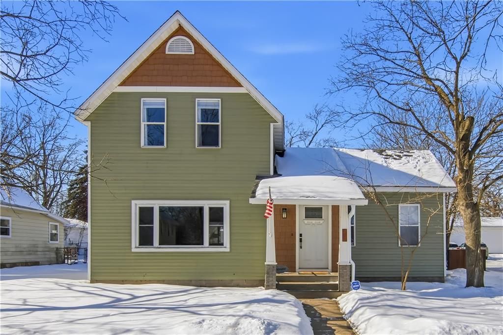 Photo of 628 Balcom STREET, Eau Claire, WI 54703 (MLS # 1598216)