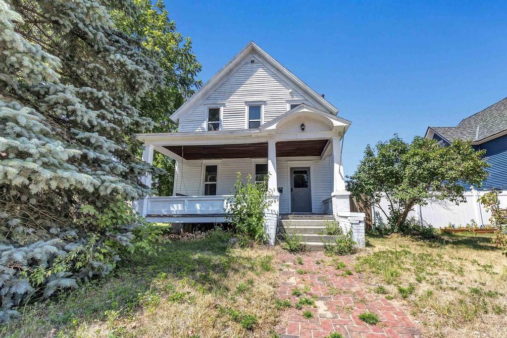 Photo of 741 Marinette AVENUE, Marinette, WI 54143 (MLS # 50329757)