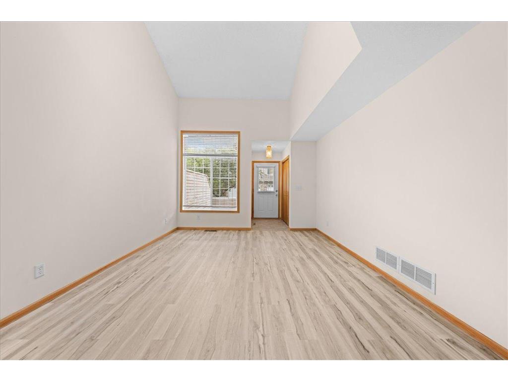 Photo of 617 Grandview WAY, Hudson, WI 54016 (MLS # 7140542)