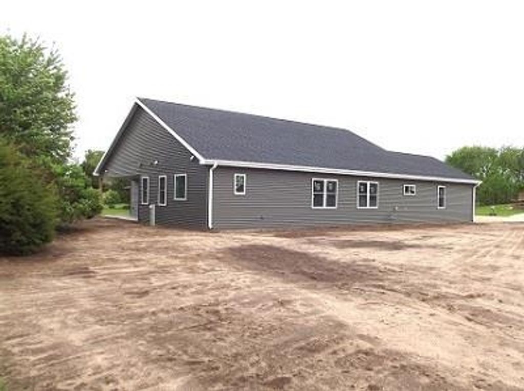 Photo of 549 Tamarack rd ROAD, Spring Green, WI 53588 (MLS # 2024103)