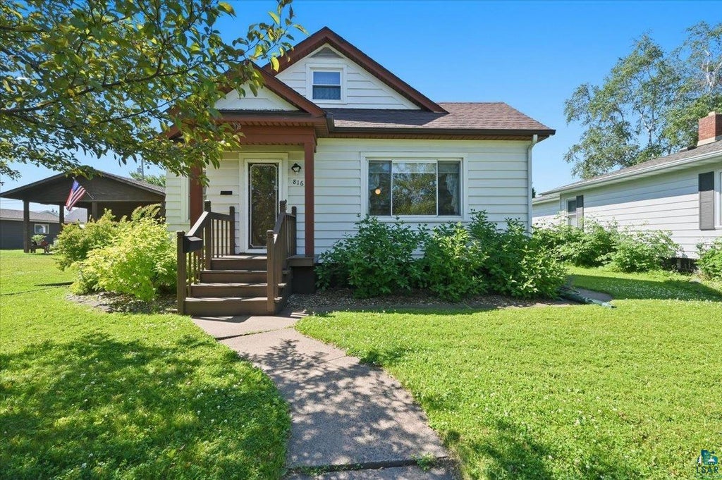Photo of 816 N 19th STREET, Superior, WI 54880 (MLS # 6126840)