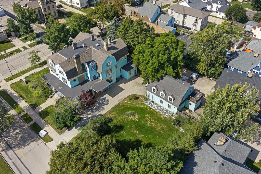 Photo of 116 10th STREET, Racine, WI 53403 (MLS # 1983098)