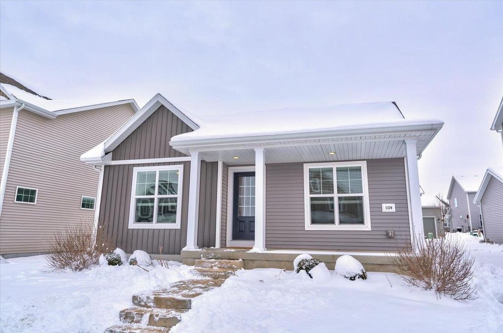 Photo of 1239 Early Twilight WAY, Verona, WI 53593 (MLS # 2013385)