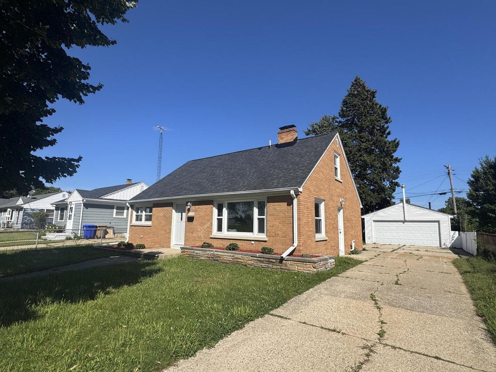 Photo of 4709 33rd AVENUE, Kenosha, WI 53144 (MLS # 1979600)