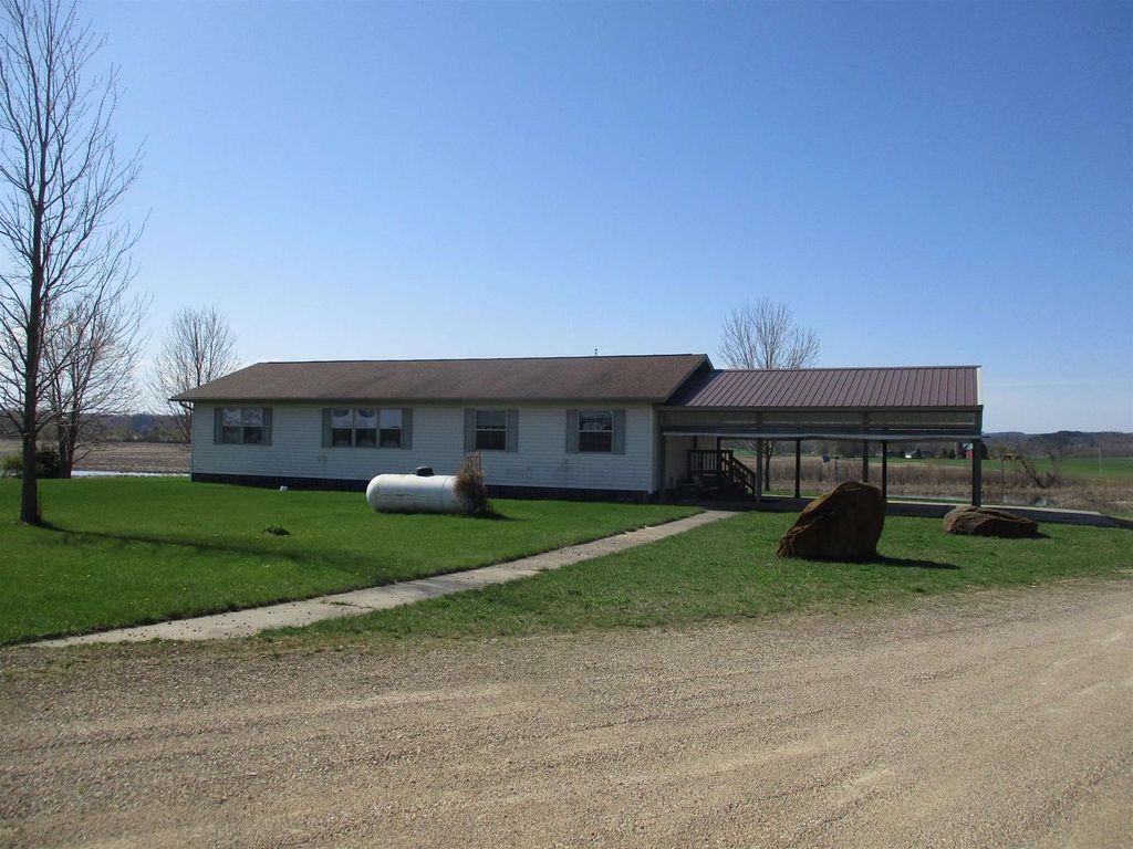 Photo of N2952 State Rd 58, Mauston, WI 53948 (MLS # 2013784)