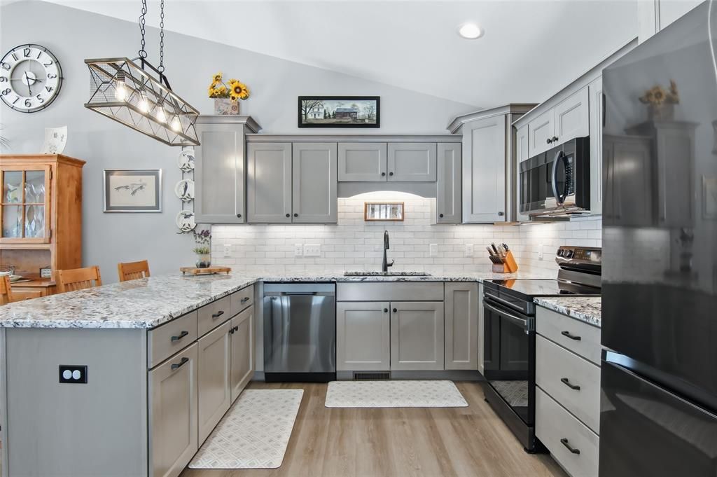 Photo of 820 Willow COURT, Eau Claire, WI 54703 (MLS # 1599258)