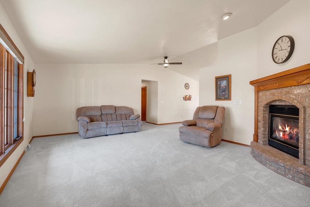 Photo of 2817 Oslo DRIVE, Green Bay, WI 54311 (MLS # 50323405)