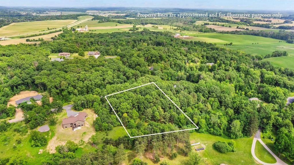 Photo of 4650 Turkey TRAIL, Amherst, WI 54406 (MLS # 22603334)