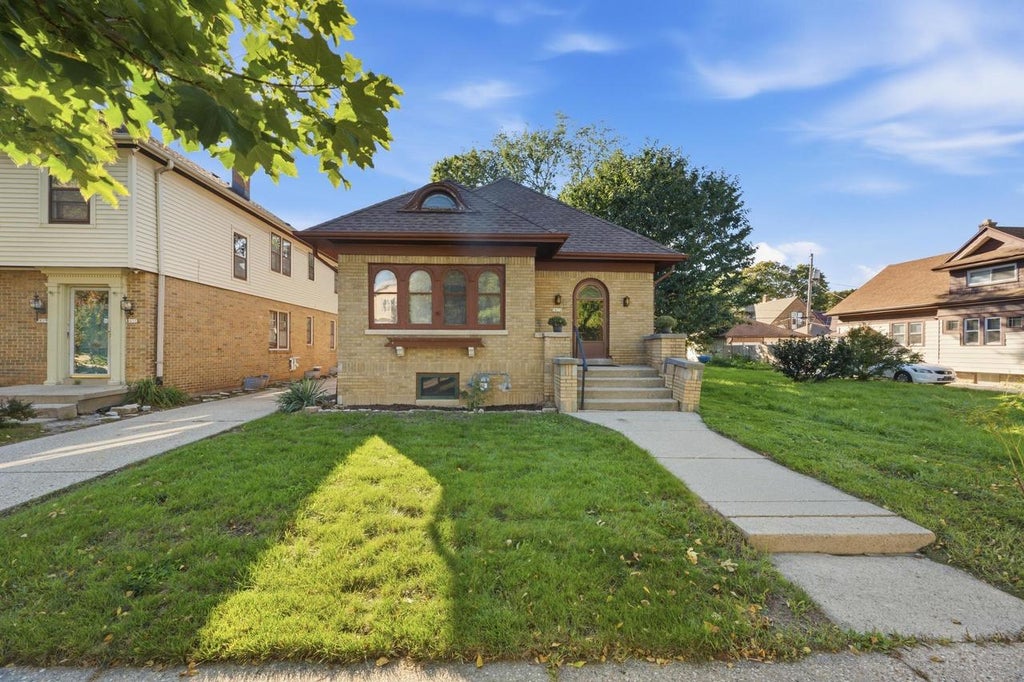 Photo of 3035 N 55th STREET, Milwaukee, WI 53210 (MLS # 1982526)