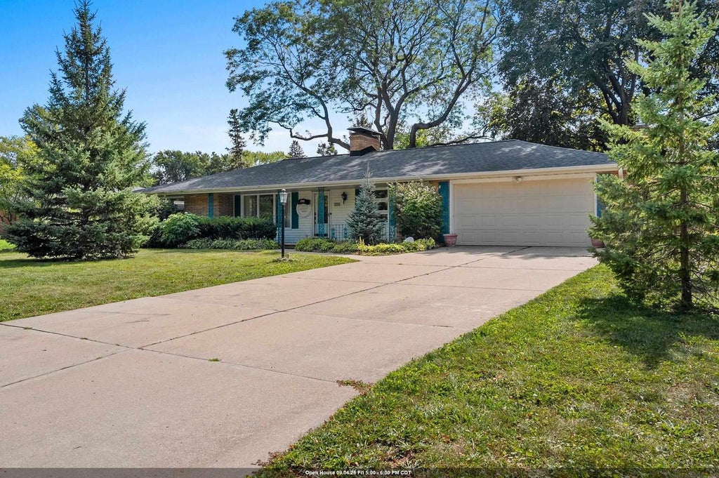 Photo of 241 St Marys BOULEVARD, Green Bay, WI 54301 (MLS # 50331927)