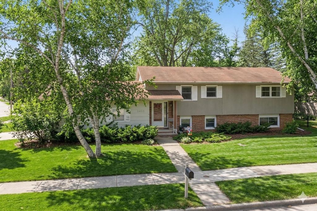 Photo of 2455 Kingston PLACE, Oshkosh, WI 54904 (MLS # 50323695)