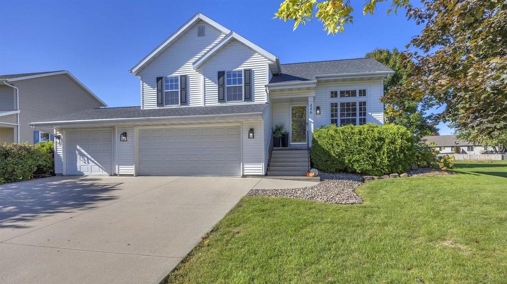 Photo of 446 Rockrose DRIVE, Fond Du Lac, WI 54935 (MLS # 50333744)