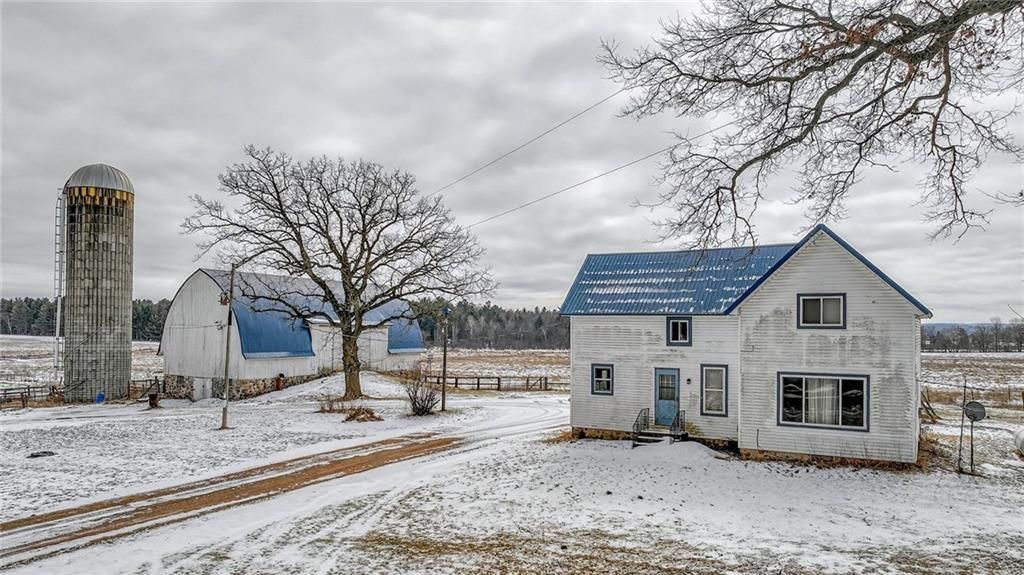 Photo of 24317 45th Avenue, Cadott, WI 54727 (MLS # 1598765)