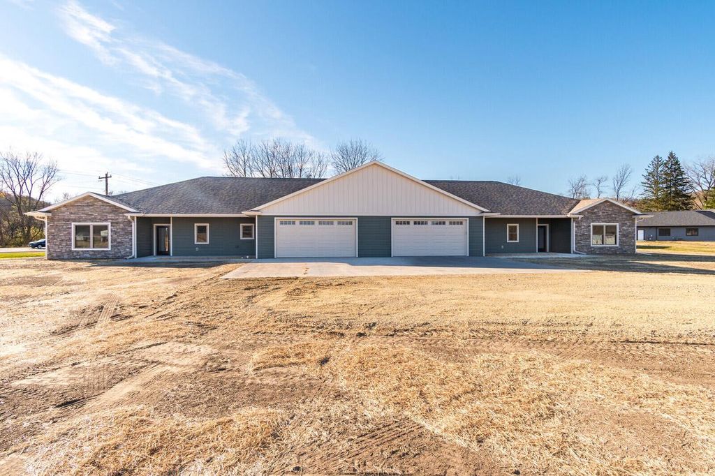 Photo of N1175 Breidel Coulee ROAD, La Crosse, WI 54601 (MLS # 1946976)