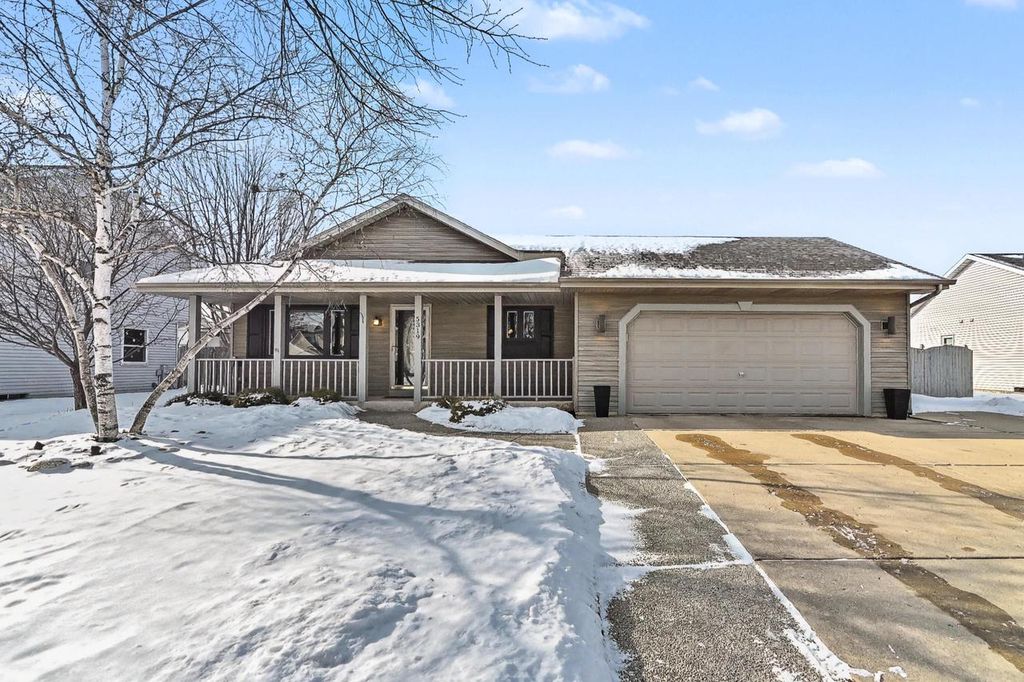 Photo of 5319 24th PLACE, Kenosha, WI 53144 (MLS # 1950036)