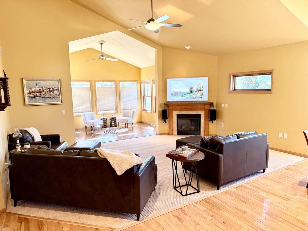 Photo of 1030 Rooster RUN, Middleton, WI 53562 (MLS # 2012051)