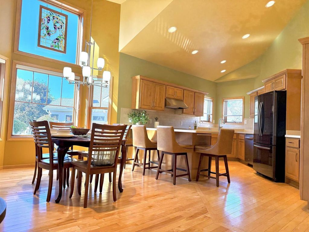 Photo of 1030 Rooster RUN, Middleton, WI 53562 (MLS # 2012051)