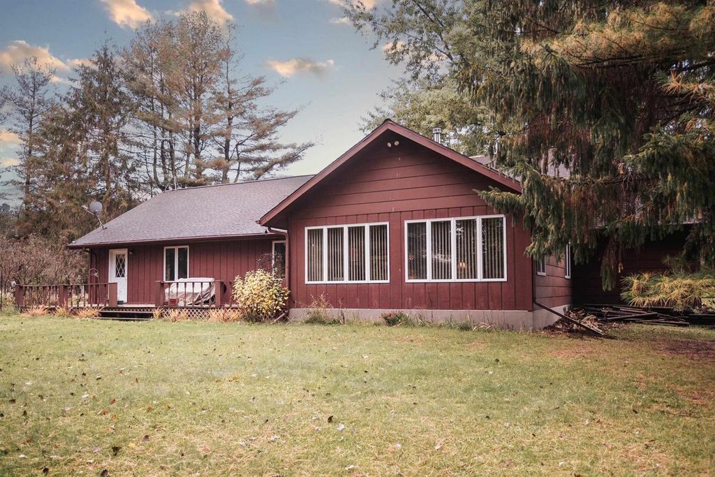 Photo of 8355 Cove COURT #Lt106, Mount Pleasant, WI 53406 (MLS # 1945216)