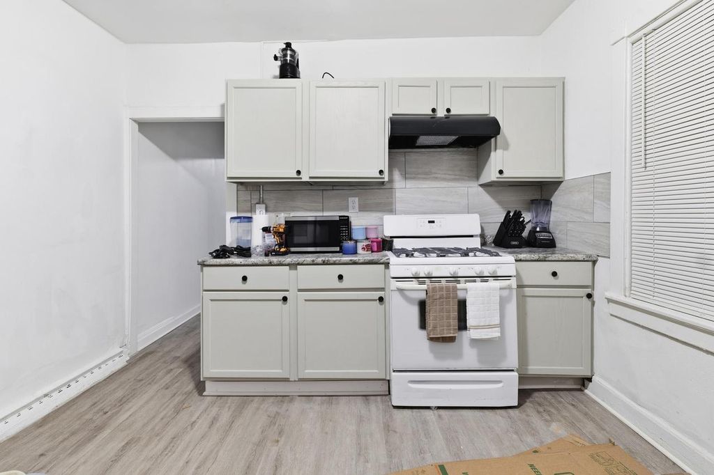 Photo of 3069-3069A N 29th STREET, Milwaukee, WI 53210 (MLS # 1945756)