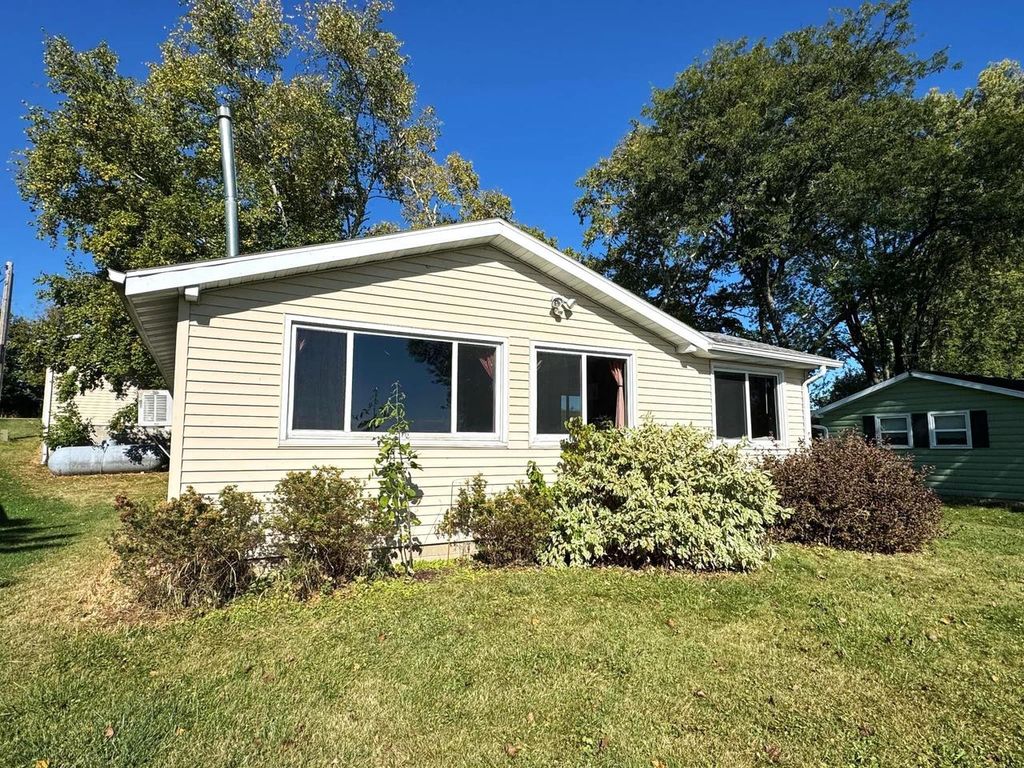 Photo of N9384 Idle Hour DRIVE, Randolph, WI 53956 (MLS # 2010396)