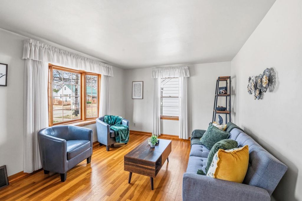 Photo of 344 Coolidge STREET, Green Bay, WI 54301 (MLS # 50323068)