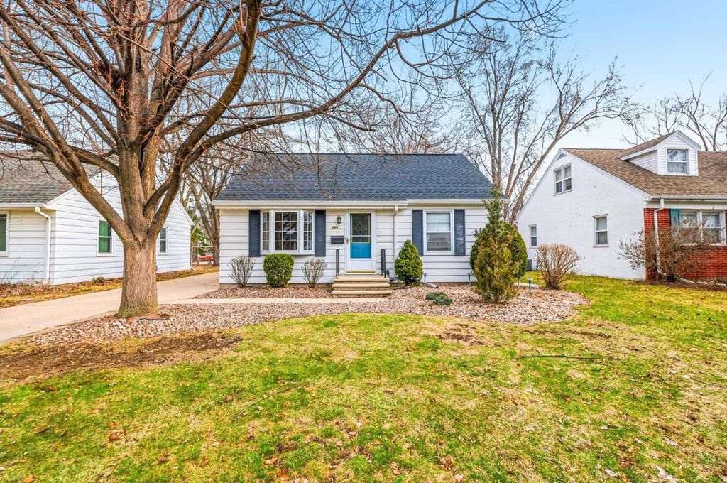 Photo of 344 Coolidge STREET, Green Bay, WI 54301 (MLS # 50323068)